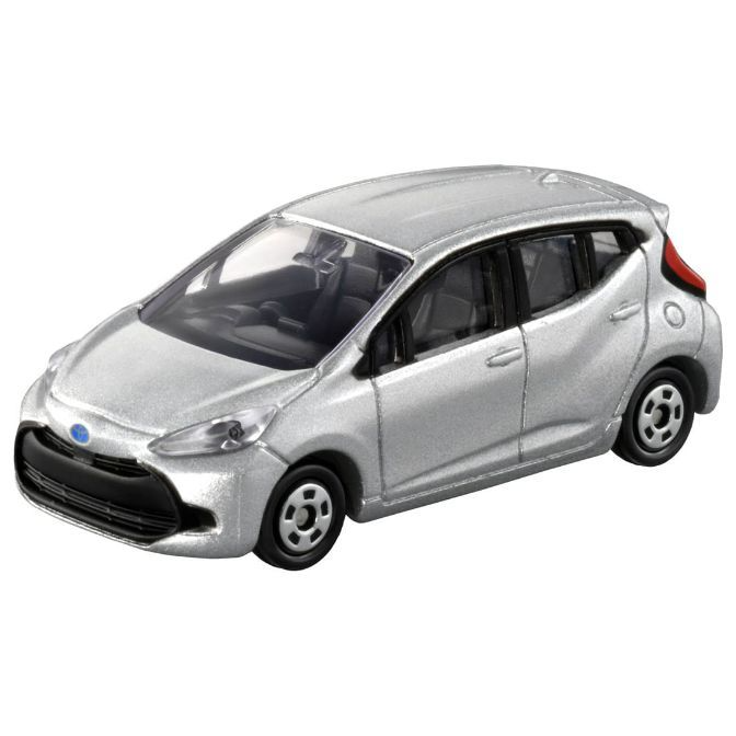 TOMICA No.34 Toyota AQUA