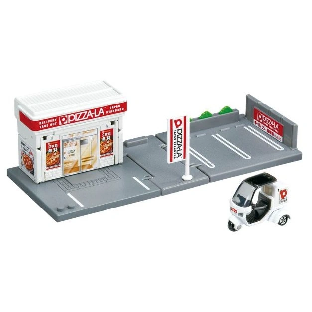  Pizza-La toy set with a shop, parking lot, sign, and delivery tricycle.