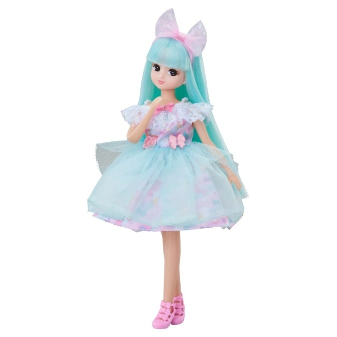  Mint-haired doll in a light blue dress with pink accents and a bow, wearing pink shoes.