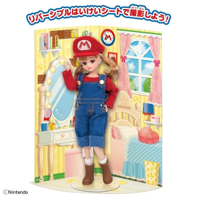  Mario doll in overalls and cap stands in a bedroom playset with reversible backdrop.