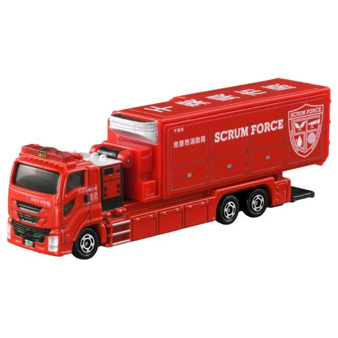 Red toy fire truck with "SCRUM FORCE" markings and Japanese text.