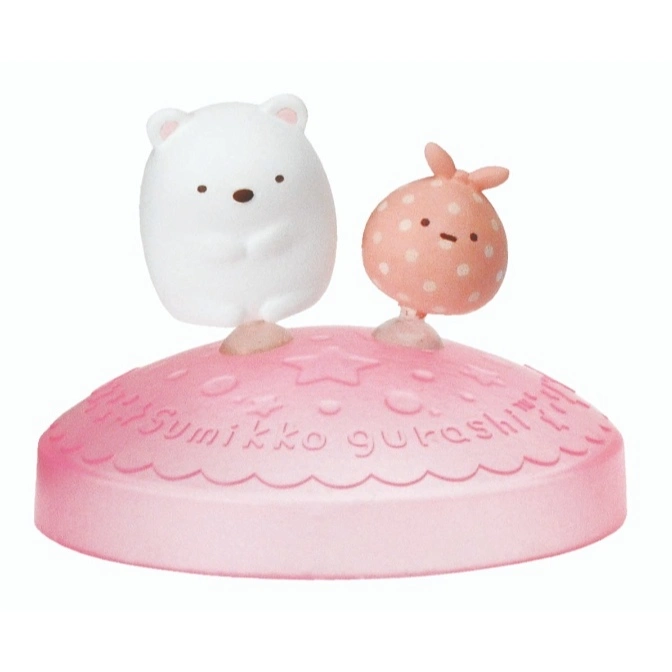  Sumikko Gurashi figurine with polar bear and polka-dot character on a pink base.