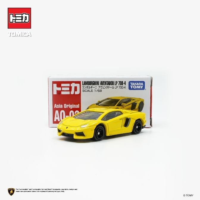 Yellow Lamborghini Aventador LP 700-4 Tomica toy car with box. Asia Original.